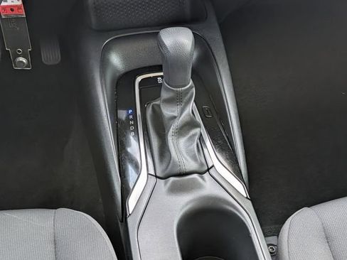 Used 2023 Toyota Corolla LE FWD image 14