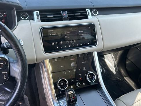 Used 2019 Land Rover Range Rover Sport HSE AWD/4WD image 12
