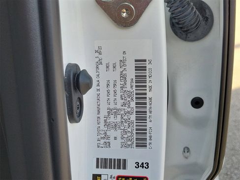 Used 2023 Toyota Tacoma SR5 w/ Technology Package image 31