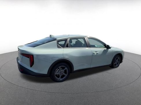 Used 2025 Kia K4 LXS image 15