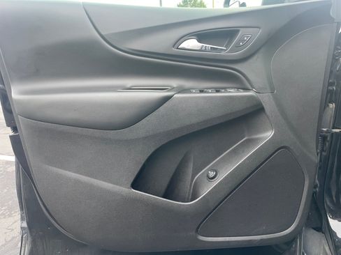 Used 2019 Chevrolet Equinox LT AWD/4WD image 18