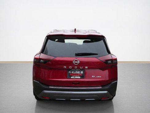 Certified 2023 Nissan Rogue SL w/ SL Premium Package AWD/4WD image 4