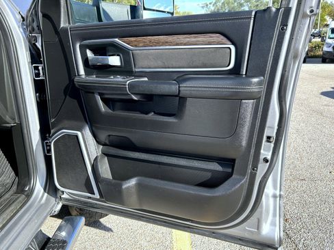 Used 2020 RAM 2500 Laramie image 16