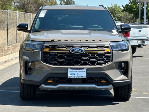 New 2026 Ford Explorer Tremor w/ Tremor Ultimate Package AWD/4WD image 11