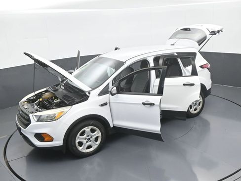 Used 2017 Ford Escape S image 58