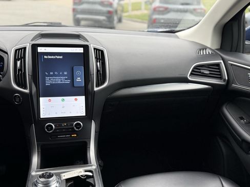 Used 2022 Ford Edge SEL image 15