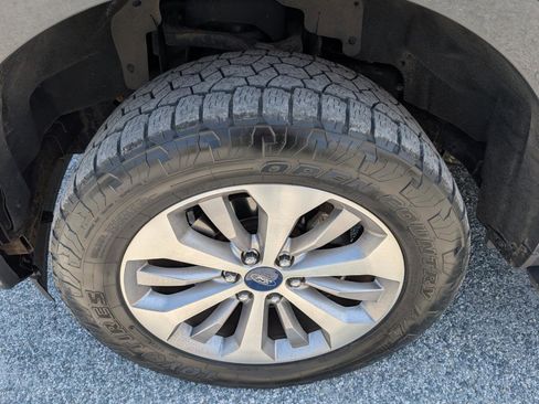 Used 2017 Ford F150 XL w/ Equipment Group 101A Mid AWD/4WD image 12