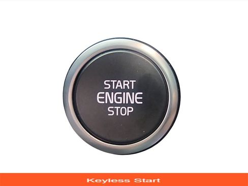 Used 2023 Volvo XC40 B5 Plus image 37