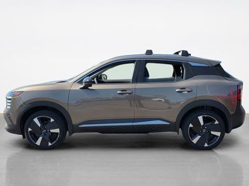 New 2026 Nissan Kicks SR w/ Cold Weather Package AWD/4WD image 5