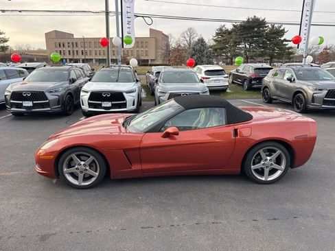 Used 2005 Chevrolet Corvette Convertible w/ Preferred Equipment Group image 8