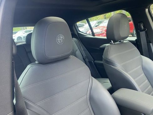 Used 2024 Alfa Romeo Tonale Ti image 35