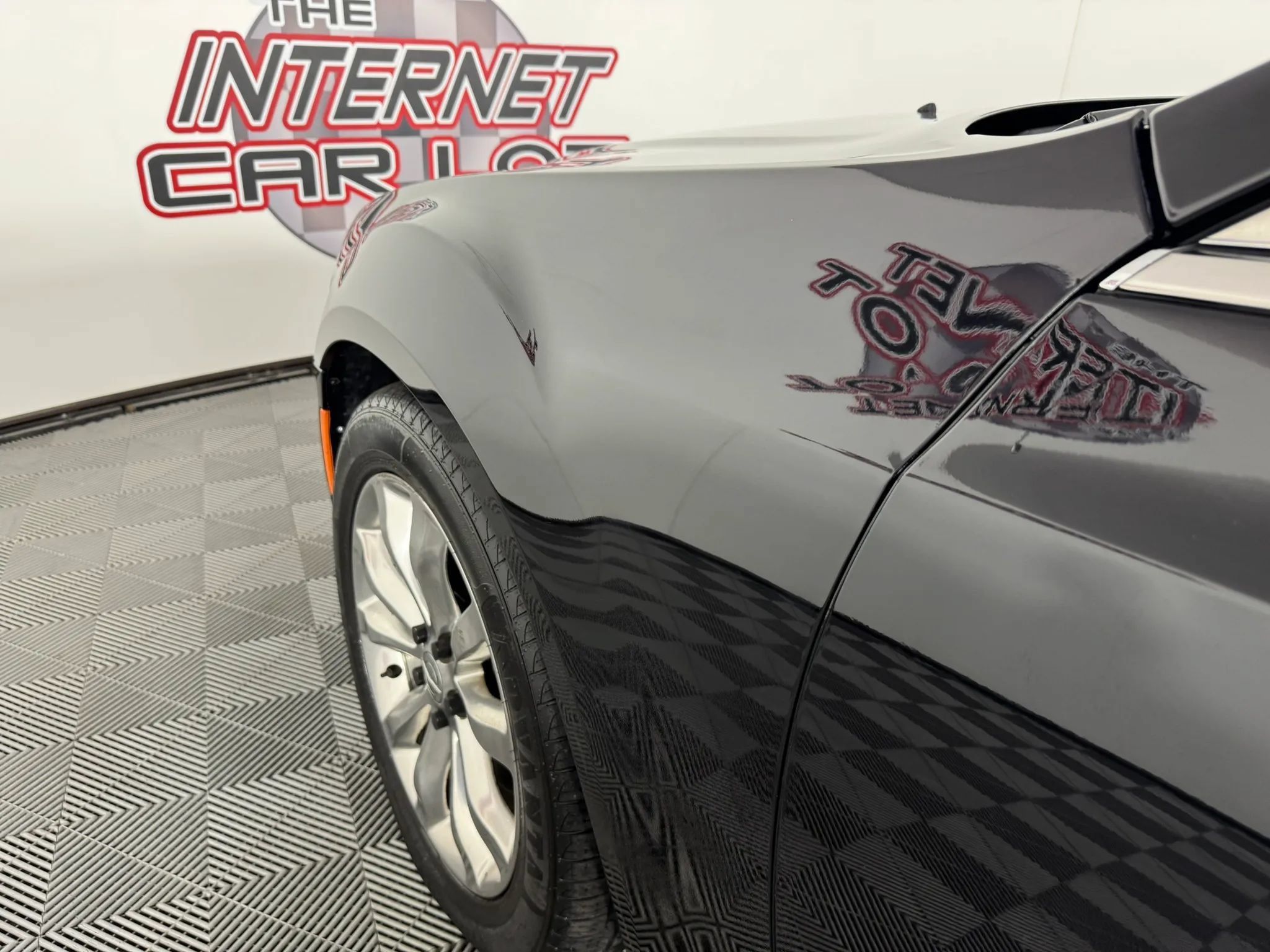 Used 2016 Chrysler 300 Limited AWD/4WD image 23