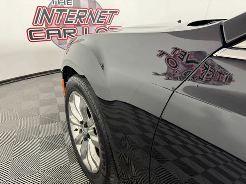 Used 2016 Chrysler 300 Limited AWD/4WD image 23