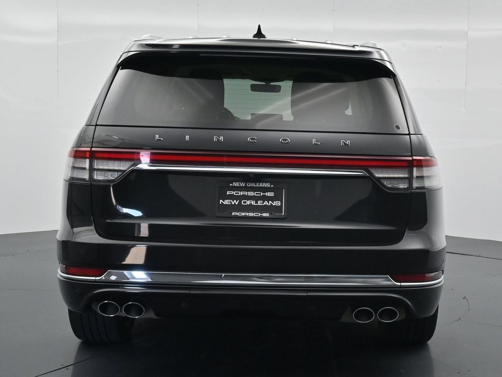 Used 2021 Lincoln Aviator Black Label w/ Class IV Trailer Tow Package AWD/4WD image 6