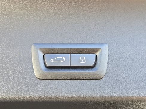 Used 2026 BMW X3 xDrive30 w/ Convenience Package image 13