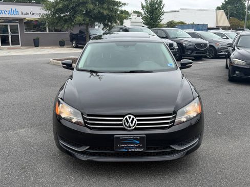 Used 2013 Volkswagen Passat 2.5 SE FWD image 2