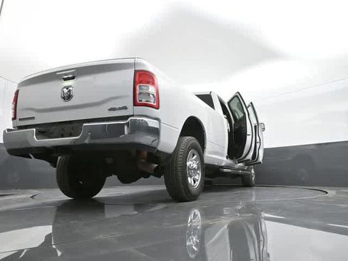 Used 2022 RAM 3500 Big Horn image 91