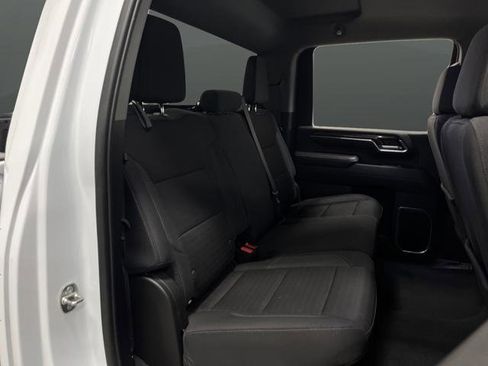 Used 2024 GMC Sierra 2500 SLE image 28