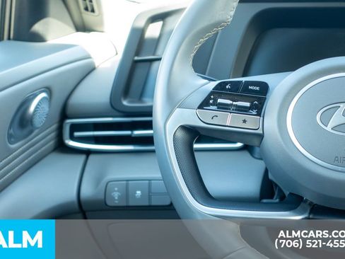 Used 2025 Hyundai Elantra Sport image 29