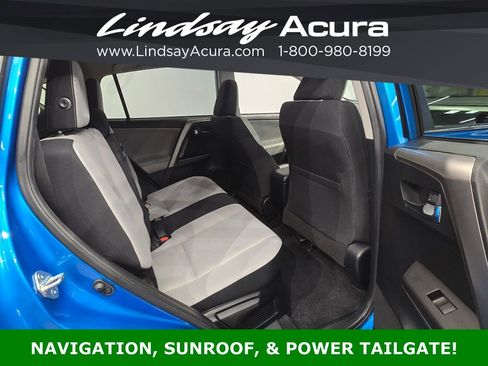 Used 2018 Toyota RAV4 XLE image 9