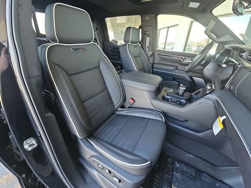 New 2026 GMC Sierra 1500 AT4X image 17