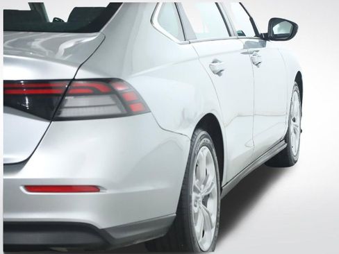 Used 2025 Honda Accord LX image 47
