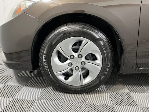Used 2014 Honda Civic LX image 9