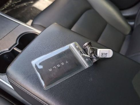 Used 2020 Tesla Model 3 Standard Range RWD image 25