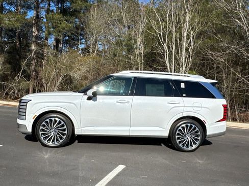 New 2026 Hyundai Palisade Calligraphy FWD image 2