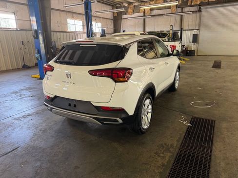 Used 2025 Buick Encore GX Preferred FWD image 7