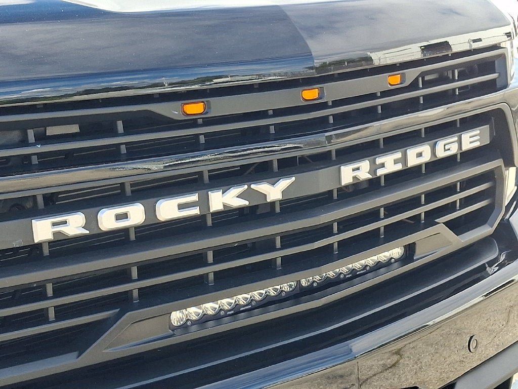 Certified 2022 Chevrolet Silverado 1500 RST w/ Safety Package AWD/4WD image 36