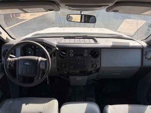 Used 2016 Ford F250 XL w/ Power Equipment Group AWD/4WD image 17