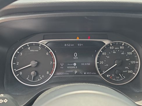 Used 2024 Nissan Rogue SV FWD image 26