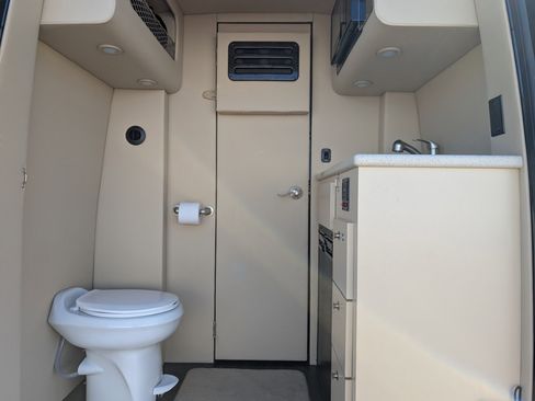 Used 2019 Mercedes-Benz Sprinter 170 Cargo image 27