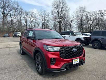 Certified 2025 Ford Explorer ST-Line w/ Premium Package