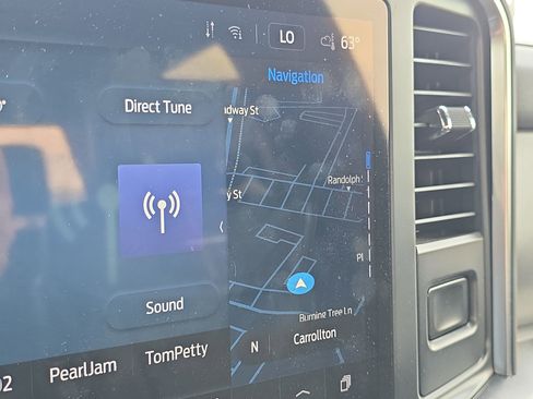 Used 2024 Ford F250 Platinum image 18