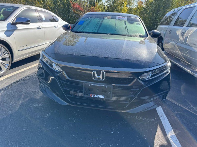 Used 2019 Honda Accord Sport image 3