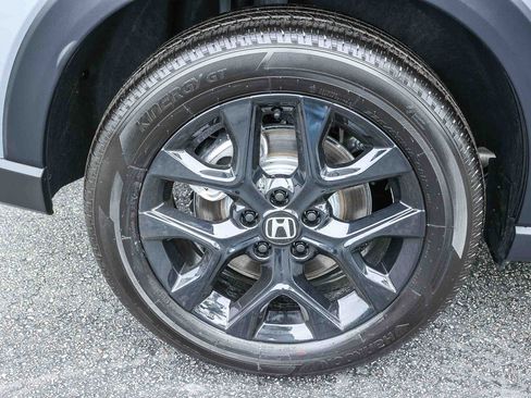 Used 2025 Honda HR-V Sport image 12