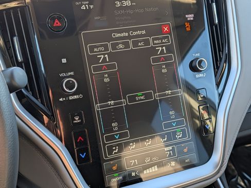 Used 2025 Subaru Outback Premium image 23