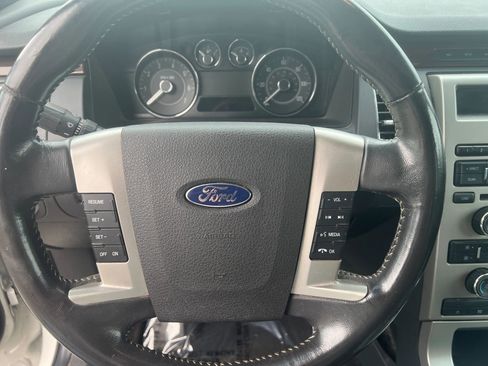 Used 2012 Ford Flex SEL FWD image 16