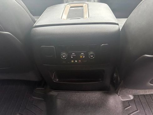 Used 2016 GMC Yukon Denali w/ Open Road Package AWD/4WD image 15