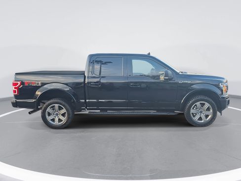 Used 2018 Ford F150 XLT w/ Equipment Group 302A Luxury image 4