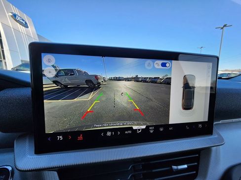 New 2026 Ford Explorer Active image 12