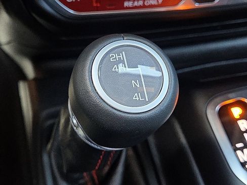 Used 2021 Jeep Wrangler Rubicon AWD/4WD image 25