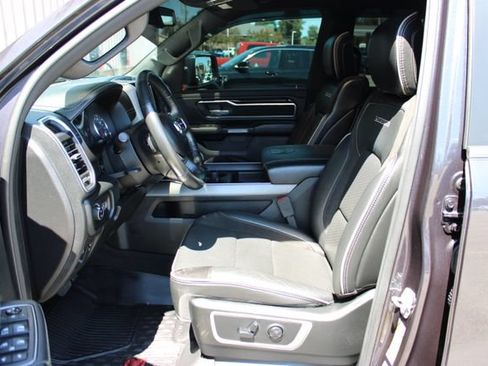 Used 2020 RAM 1500 Laramie w/ Sport Appearance Package AWD/4WD image 13