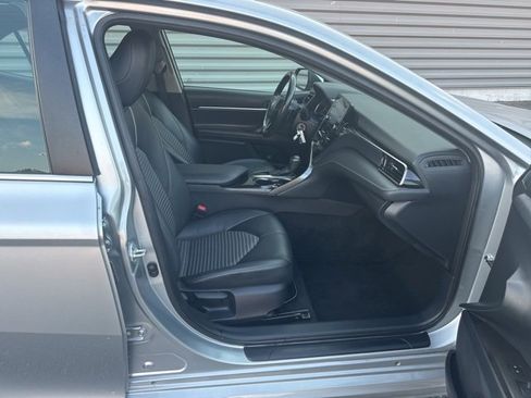 Used 2023 Toyota Camry SE image 34