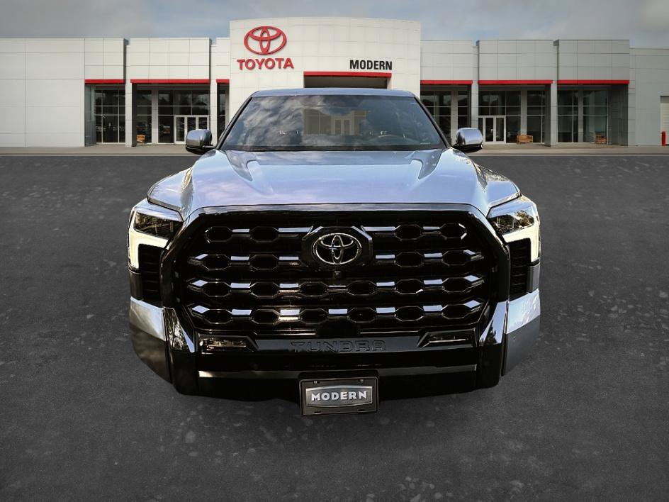 Used 2023 Toyota Tundra Platinum AWD/4WD image 2