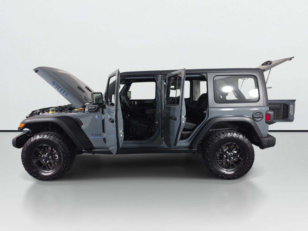 Used 2024 Jeep Wrangler Unlimited AWD/4WD image 10