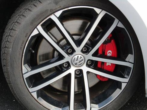 Used 2017 Volkswagen GTI Sport FWD image 5