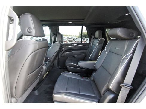 Used 2024 Cadillac Escalade Sport w/ LPO, ONYX Package AWD/4WD image 10